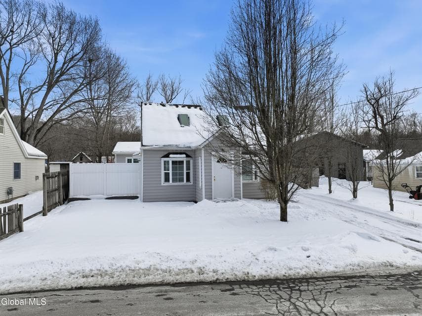 22 Schaffer Drive, photo 2