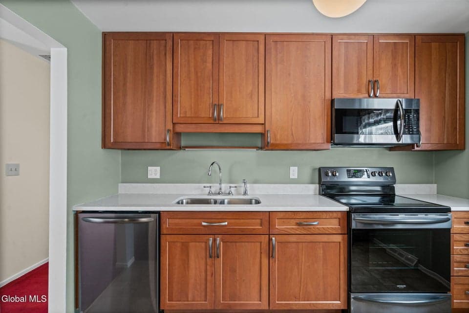 263 Kings Court, photo 4