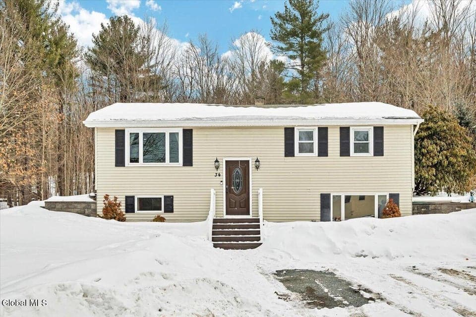 34 Shelterwood Road, photo 1