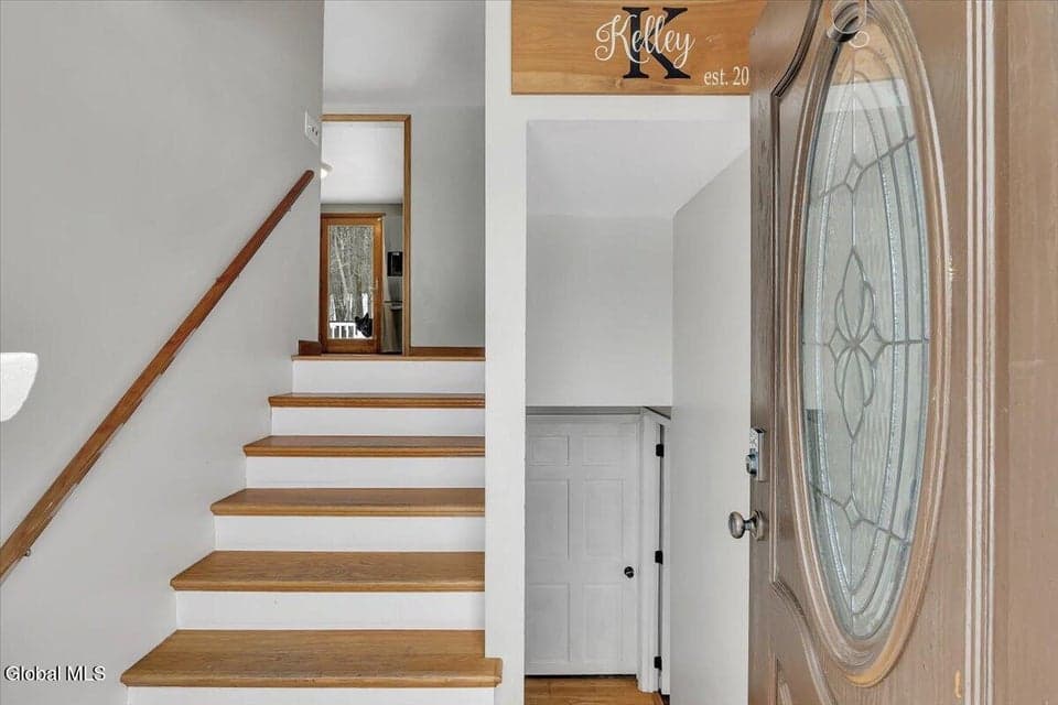 34 Shelterwood Road, photo 3