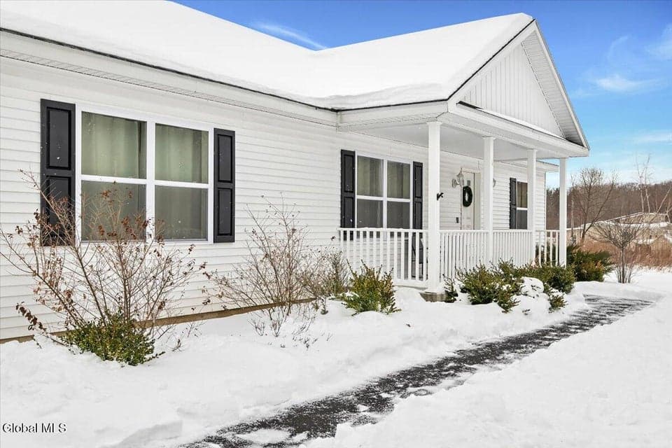 69 Log Woods Road, Pittstown, NY, photo 4
