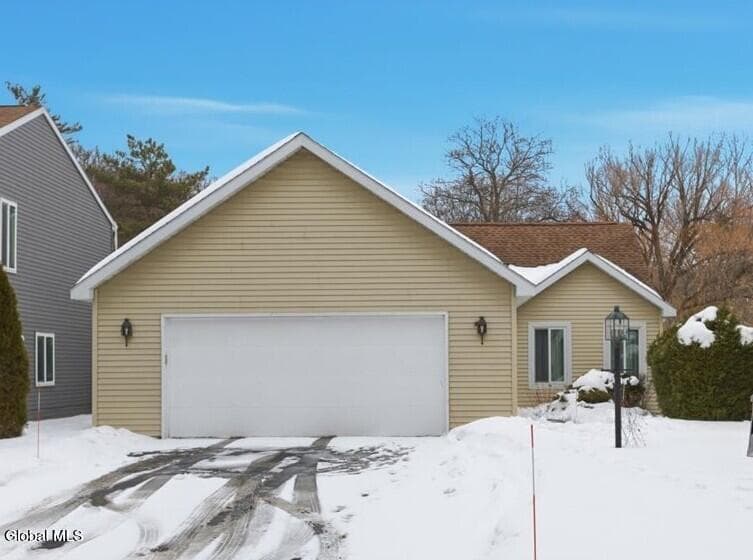 22 Loudonwood East, photo 1