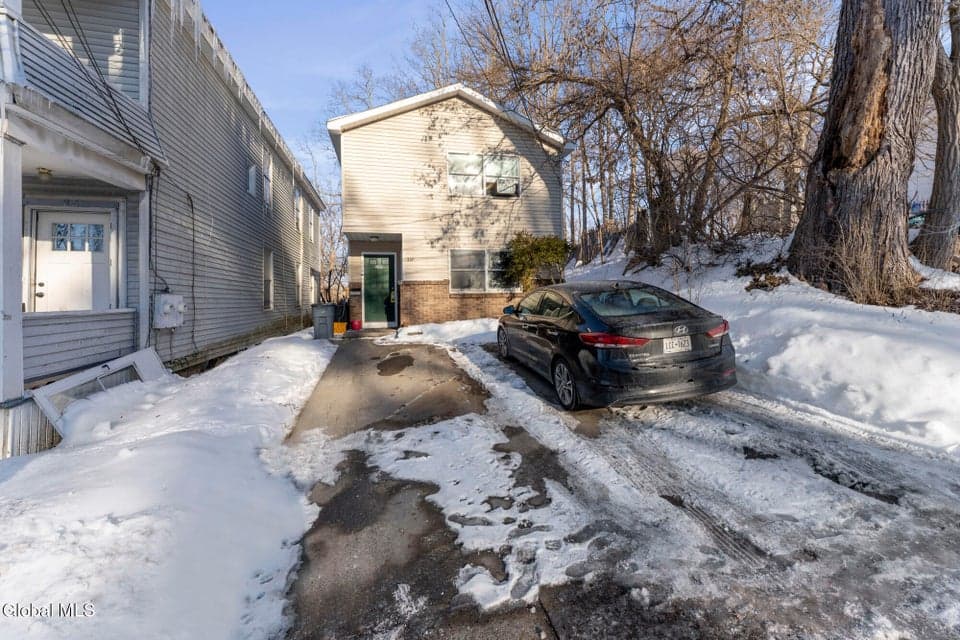 227-229 Elm Street, Schenectady, NY 12304, photo 1