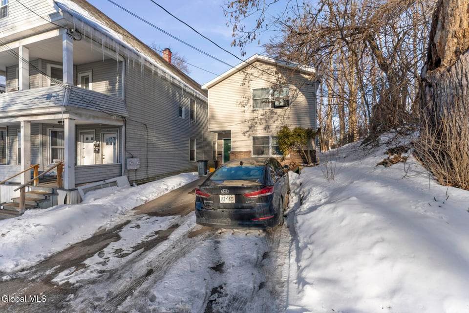 227-229 Elm Street, Schenectady, NY 12304, photo 2