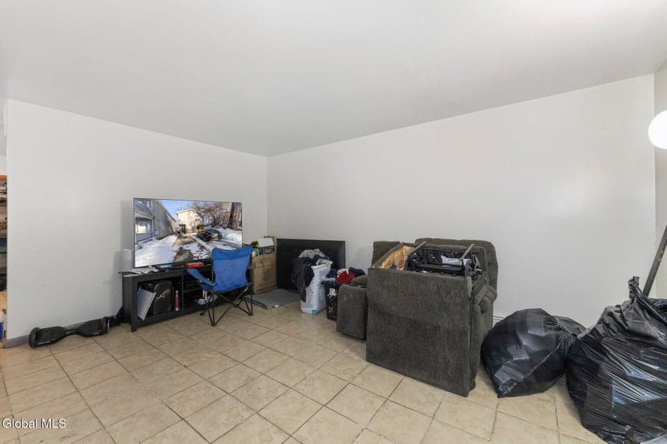 227-229 Elm Street, Schenectady, NY 12304, photo 3