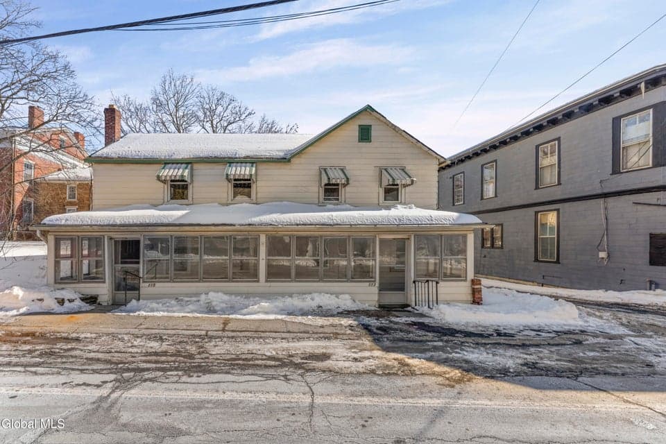 115 N Washington Street, photo 2