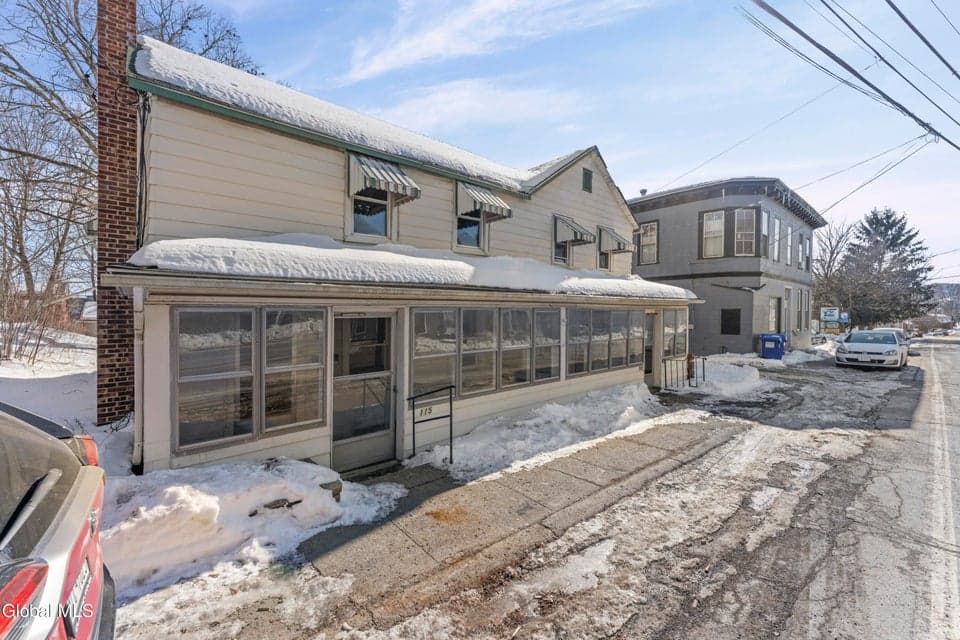115 N Washington Street, photo 4