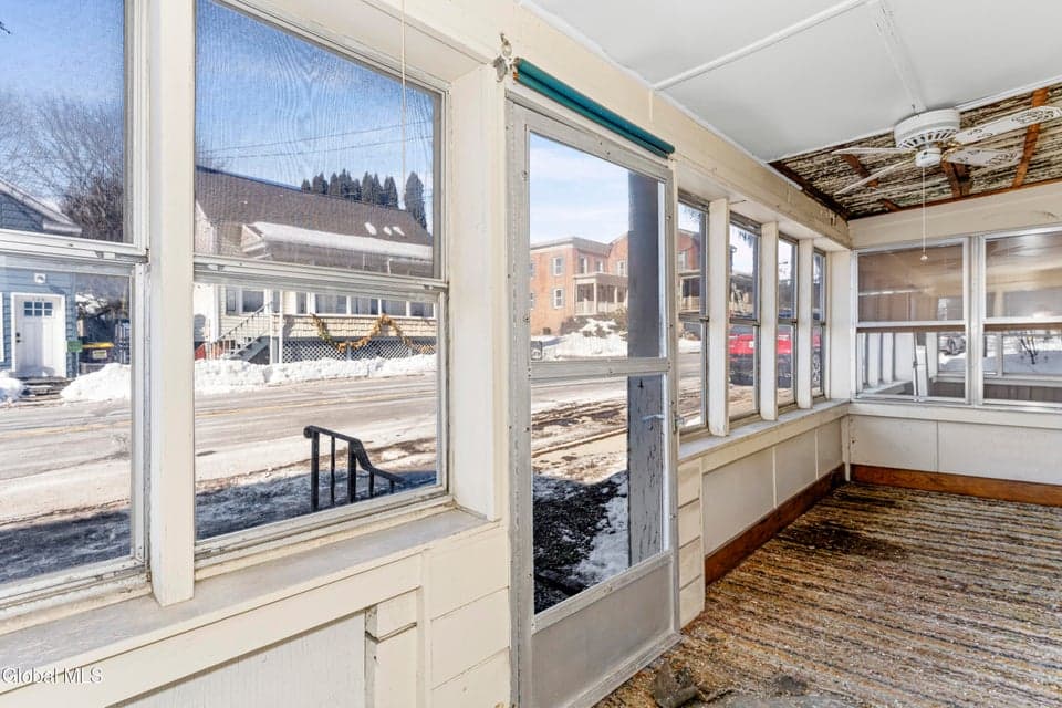 115 N Washington Street, photo 5