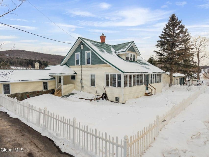 552 N Harpersfield Road, Jefferson, NY, photo 3