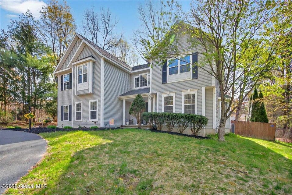 239 Northern Pines Road, photo 2
