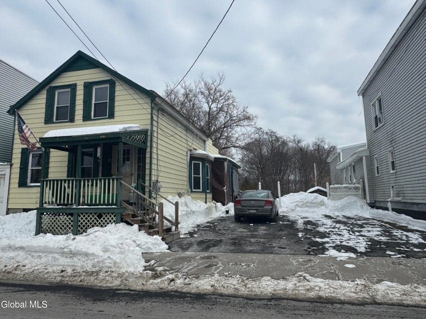 1484 3rd Street, photo 1