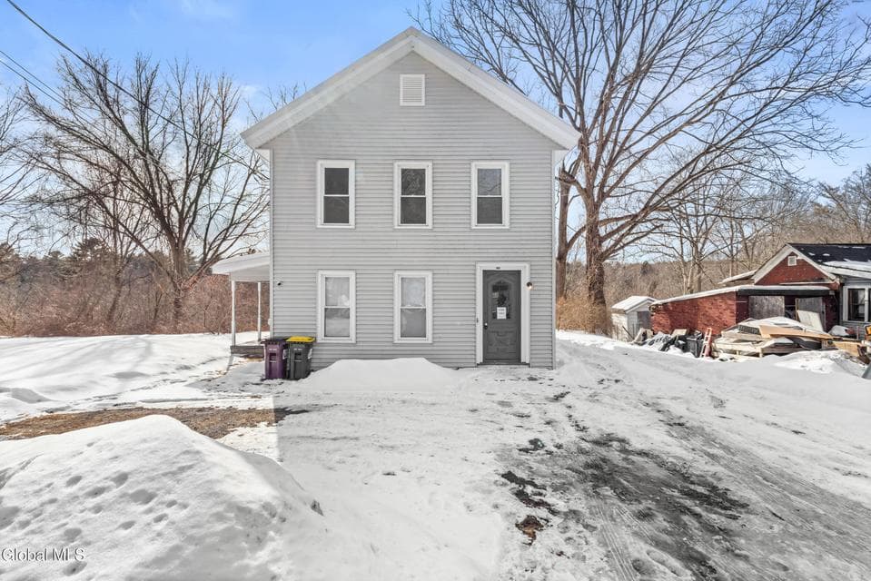 0.27 acres · Duplex, photo 1