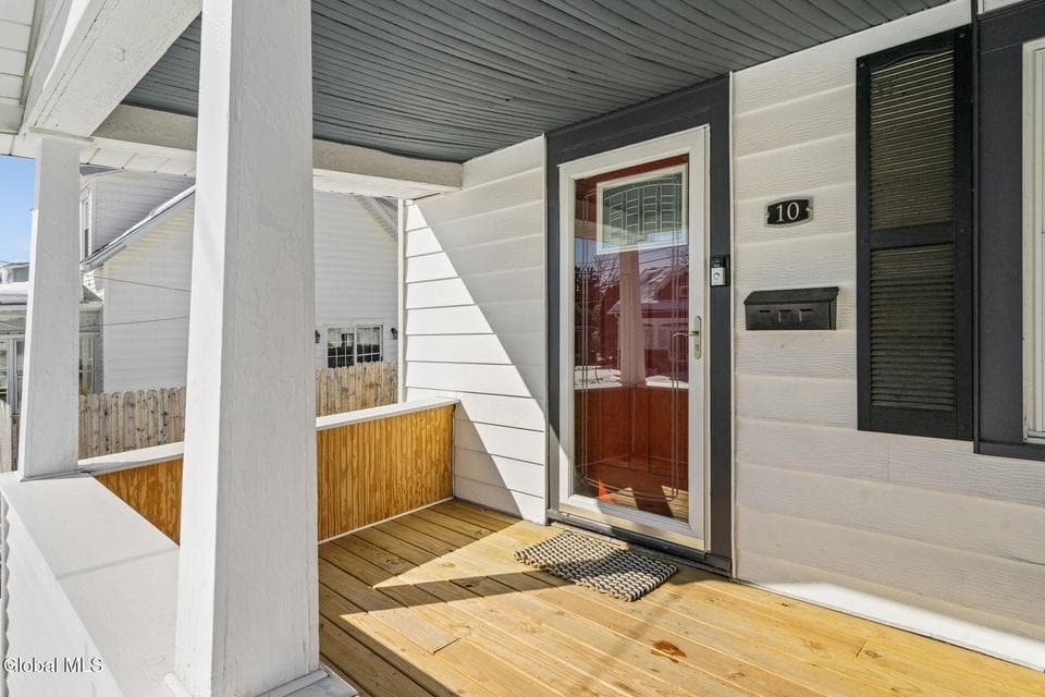 10 Jesse Court, photo 3