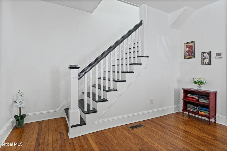 10 Jesse Court, photo 5