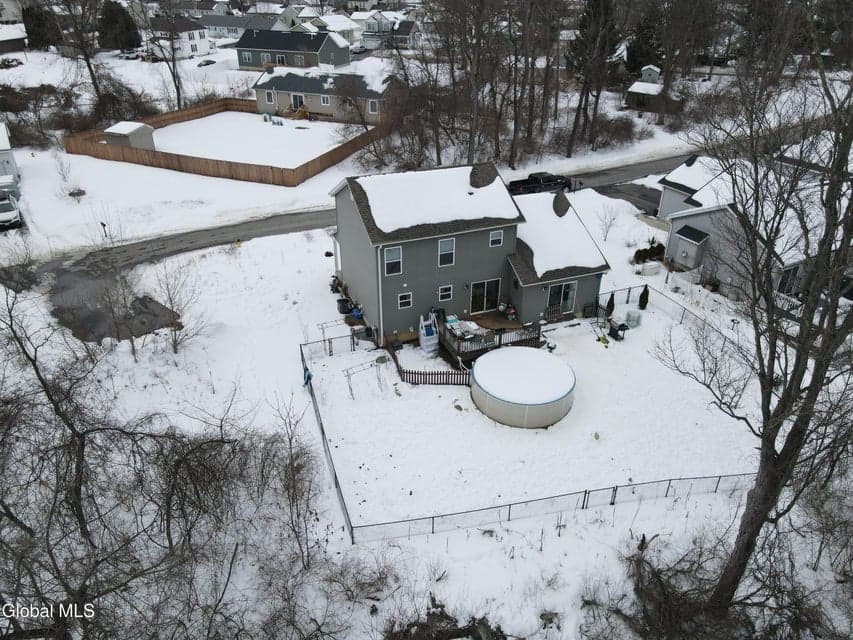 6 Feeder Bend, photo 2