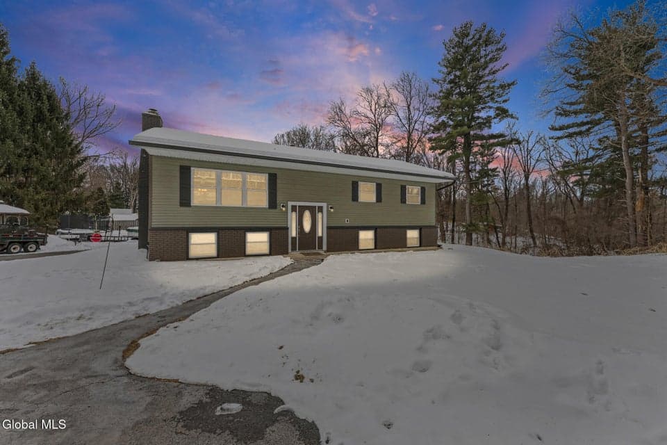 256 Grooms Road, photo 2