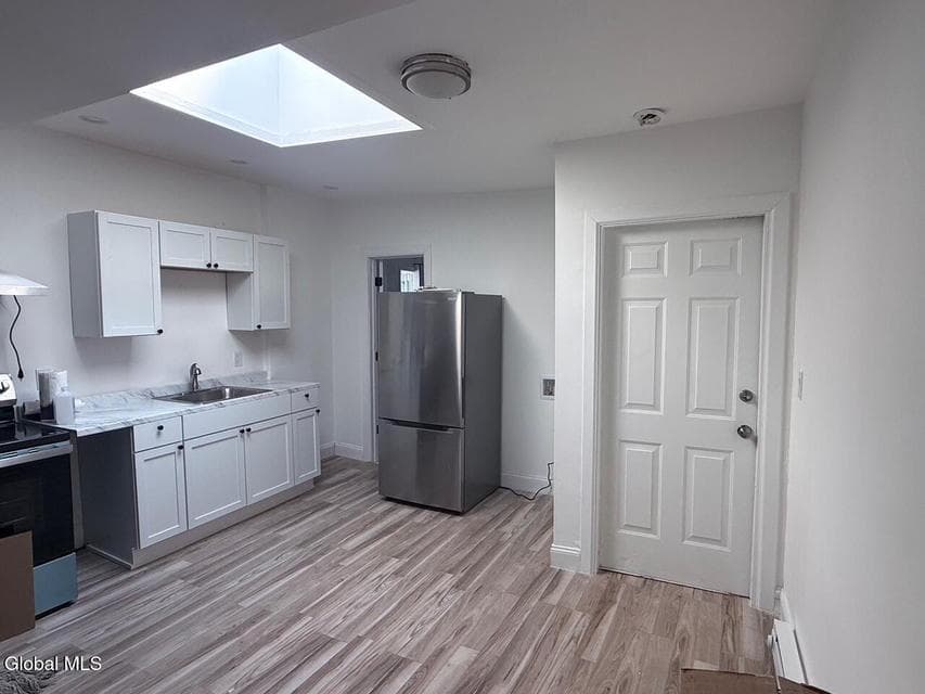 9 N Broadway, photo 3