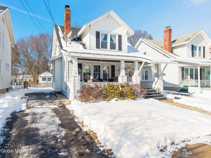 1149 Sumner Avenue, photo 2