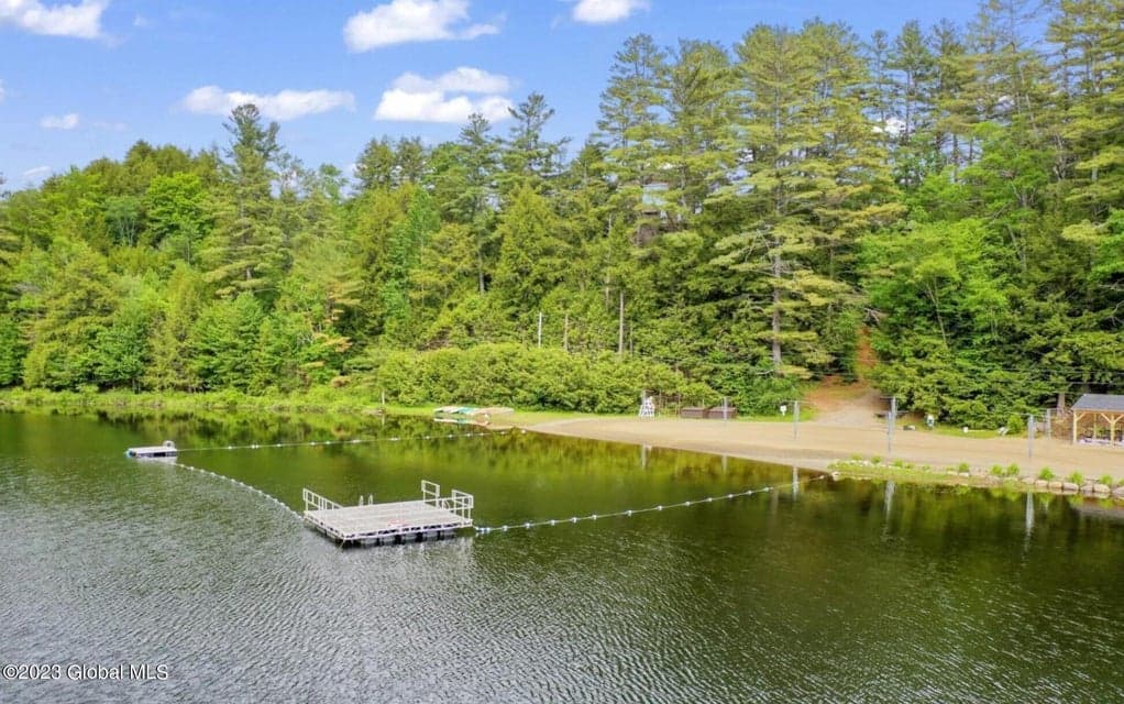 L17.3 Balsam Crest Road, photo 1