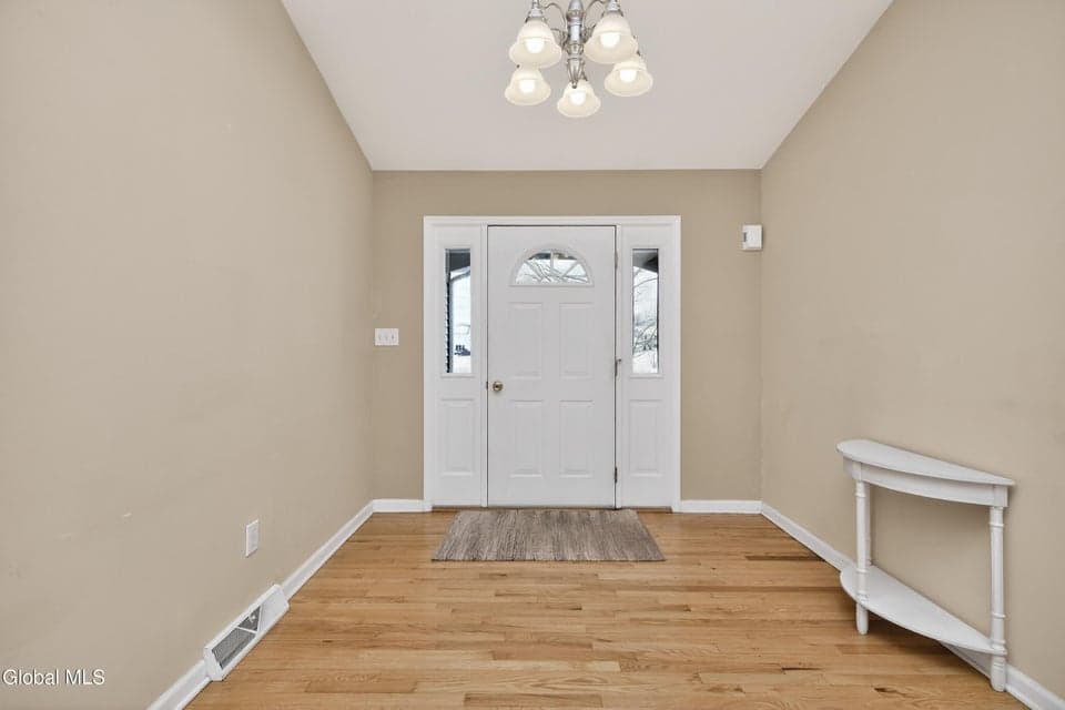 74 Stony Brook Drive, photo 4