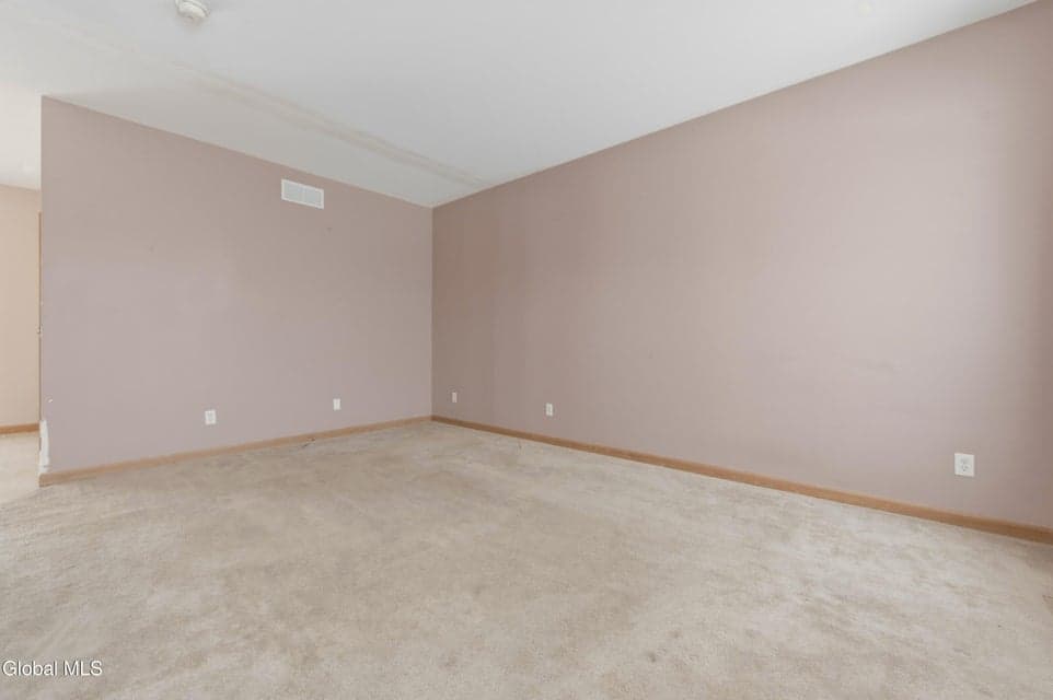 790 E Monroe Street, photo 5