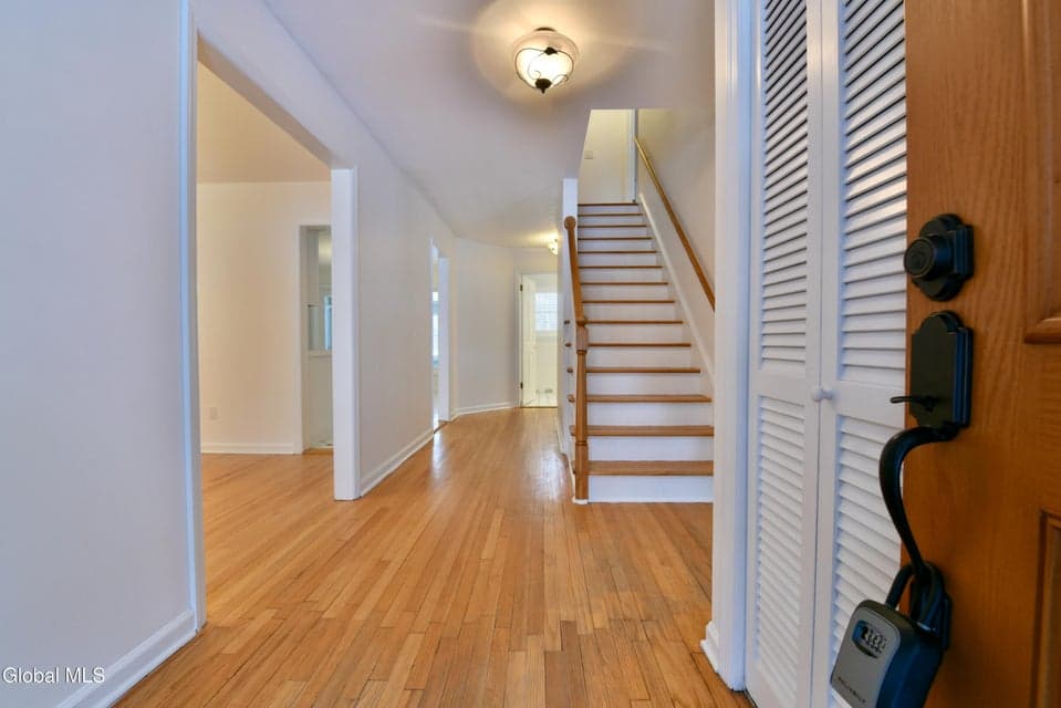 17 Canterbury Road, photo 4