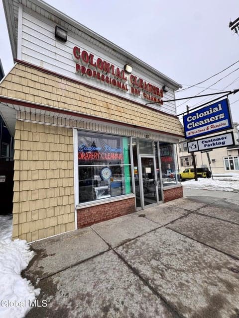 177 N Allen Street, photo 3