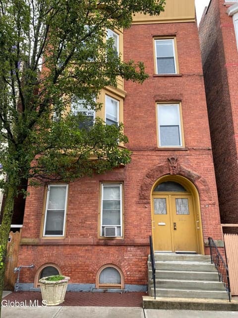 306 3rd Street, photo 1