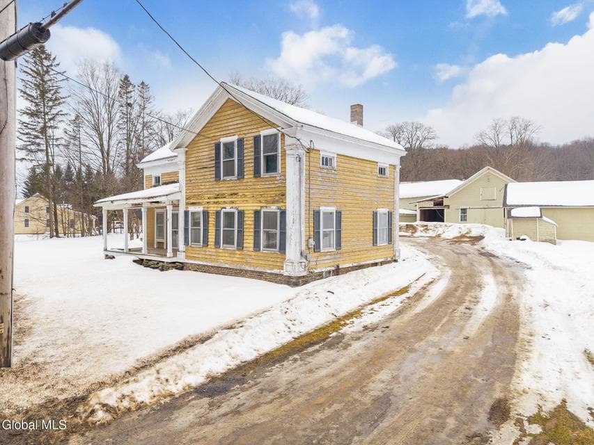 823 County Hwy 34, photo 4