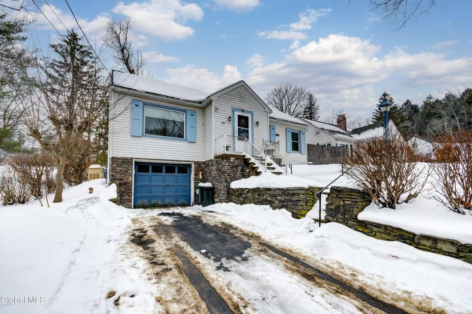 43 Ridge Road, photo 1