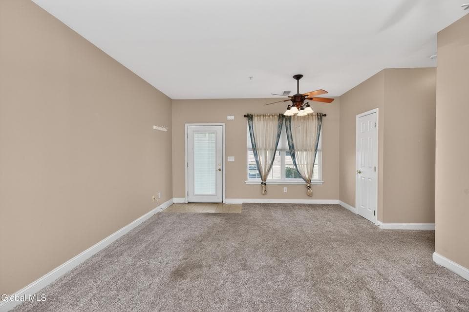 205 N Ridge, photo 5