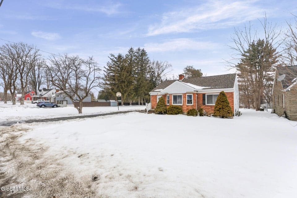189 Sunnyside Road, photo 1