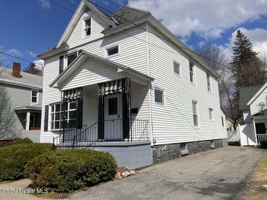 22 Lexington Avenue, photo 1