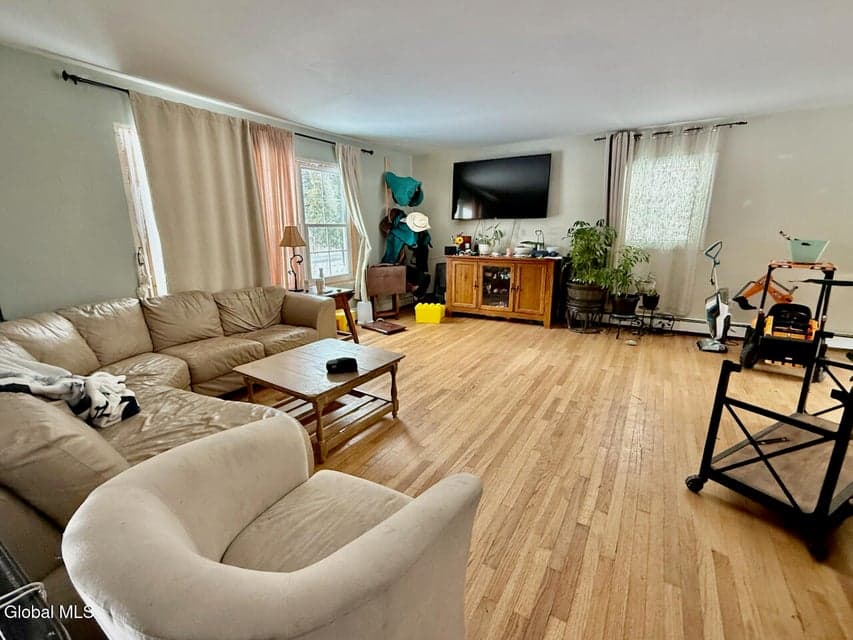 187 Spring Road, photo 4