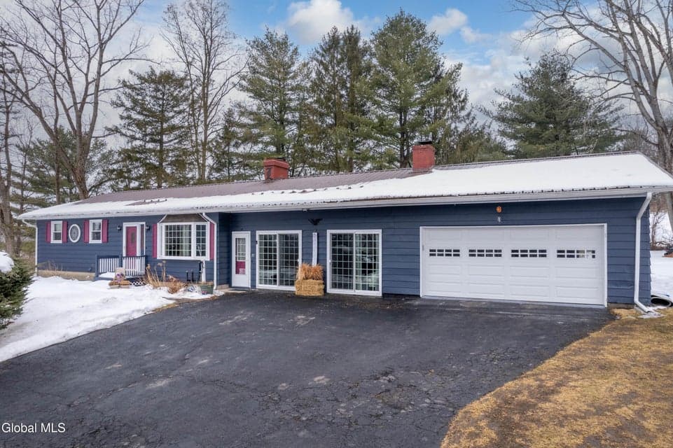 37 Fowler Drive, photo 4