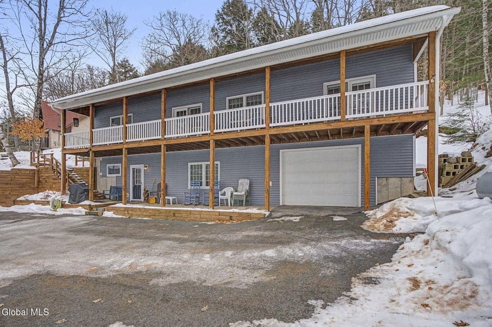 2018 S Shore Road, photo 1
