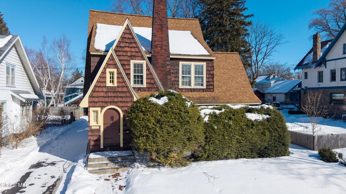 2171 Grand Boulevard, photo 1