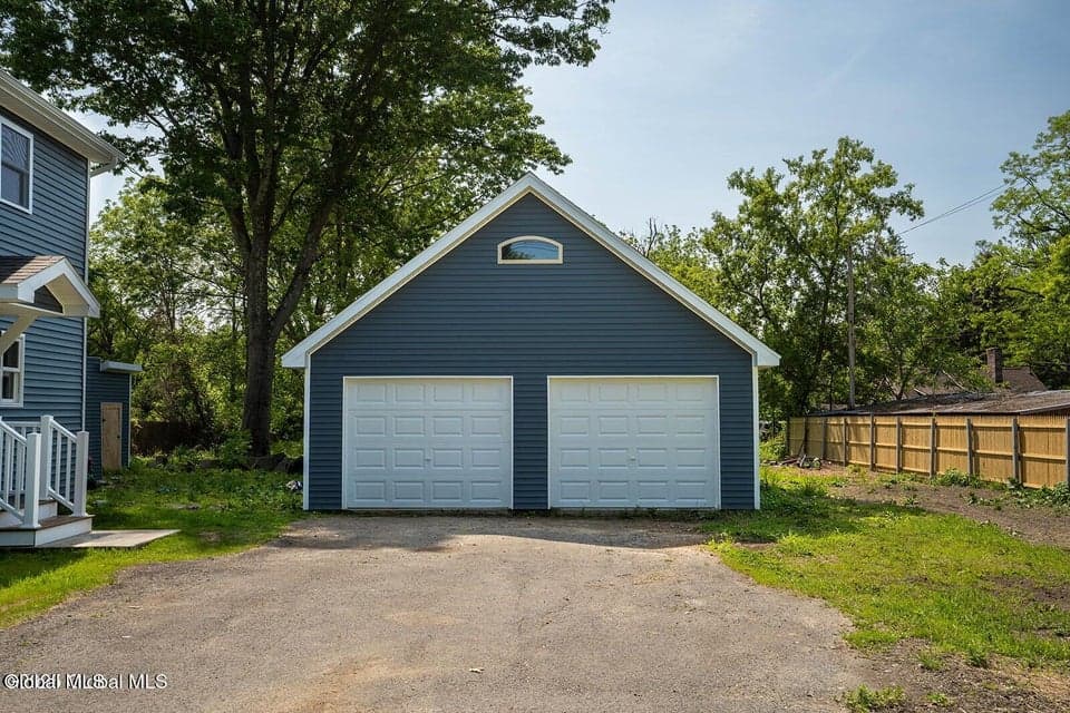 11 N Park Street, photo 4