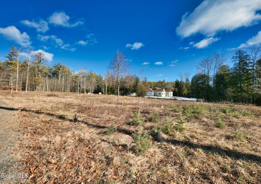 3981 N Shore Road, photo 1