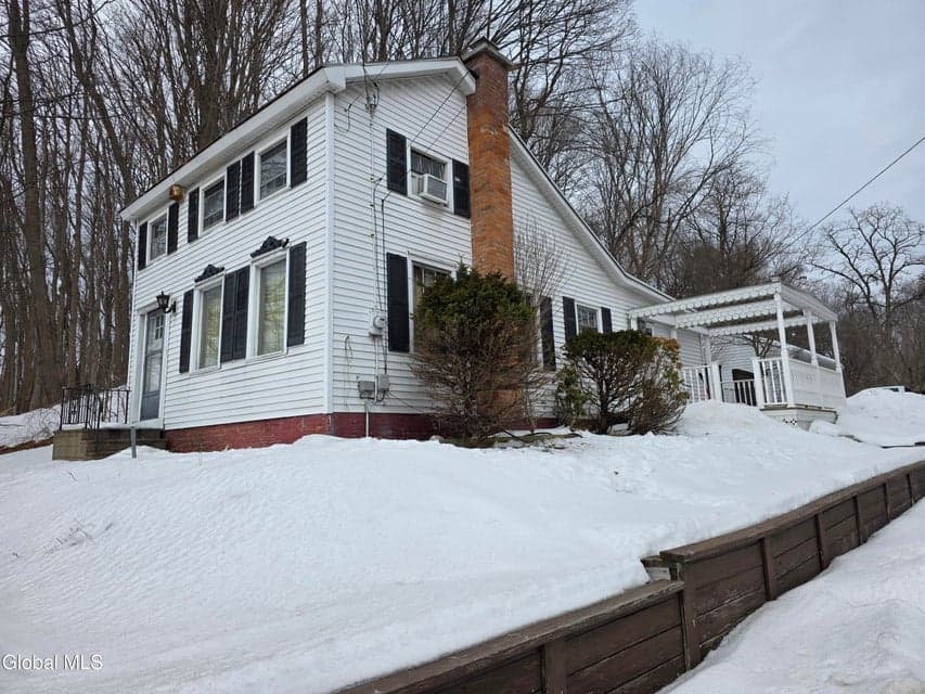 2213 Western Avenue, photo 3