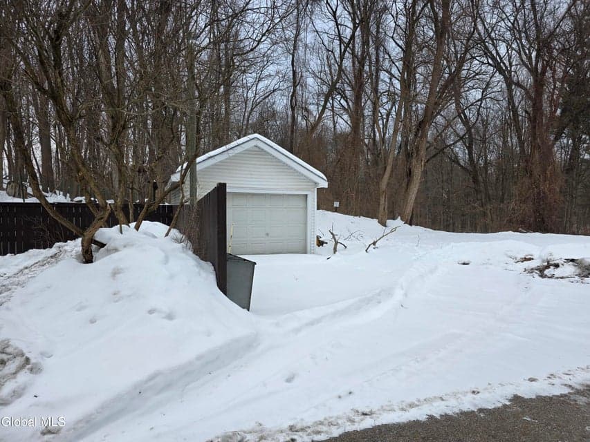 2213 Western Avenue, photo 4