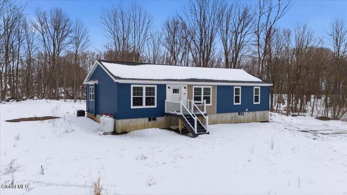 68 Gronczniak Road, photo 2