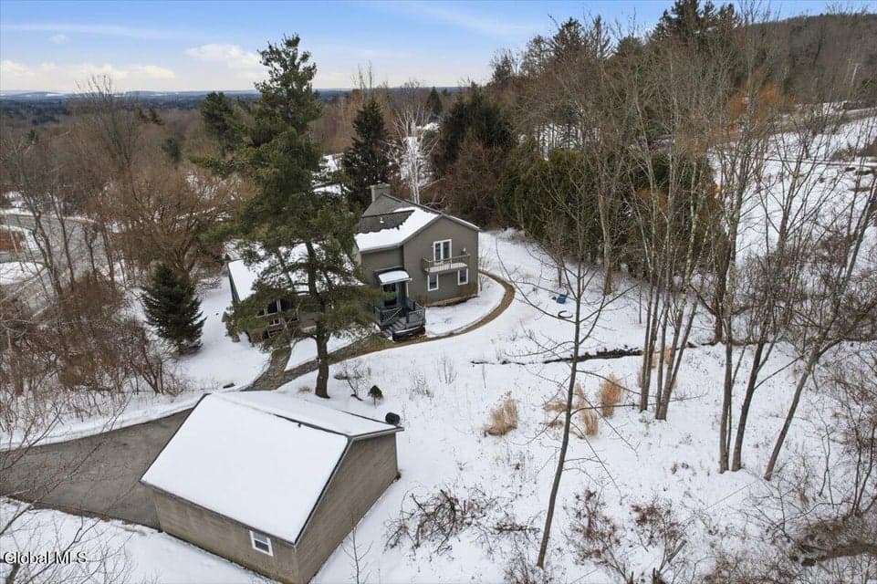 174 Parkhurst Road, photo 3