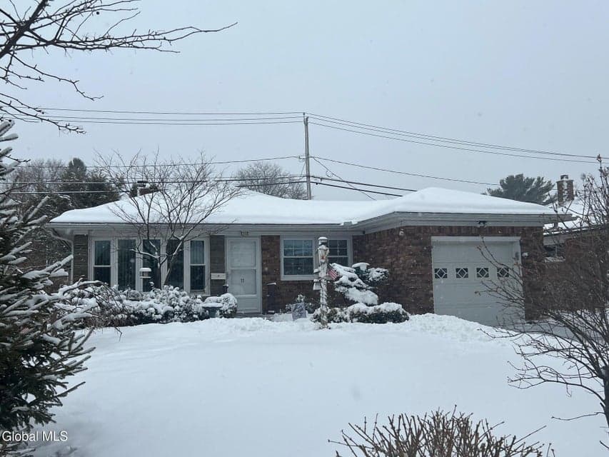 11 Westford Street, photo 1