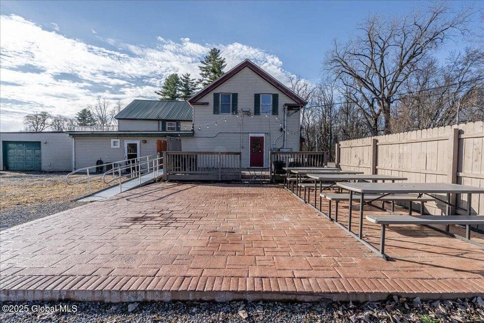 42 Old Schuylerville Road, photo 2