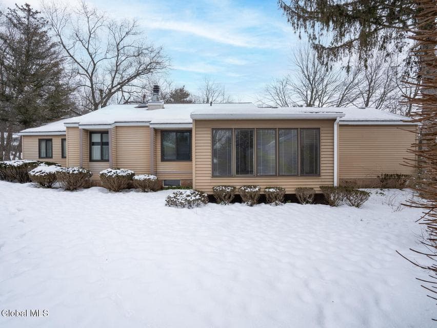 2 Loudonwood East, photo 2