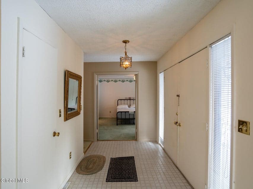 2 Loudonwood East, photo 5