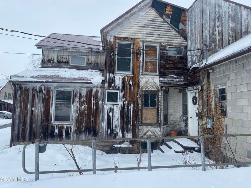 110 Maple Lane, photo 4