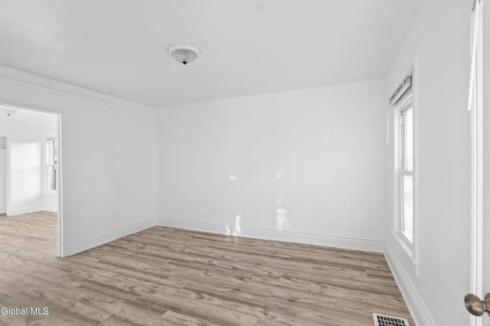 0.07 acres · Duplex, photo 5