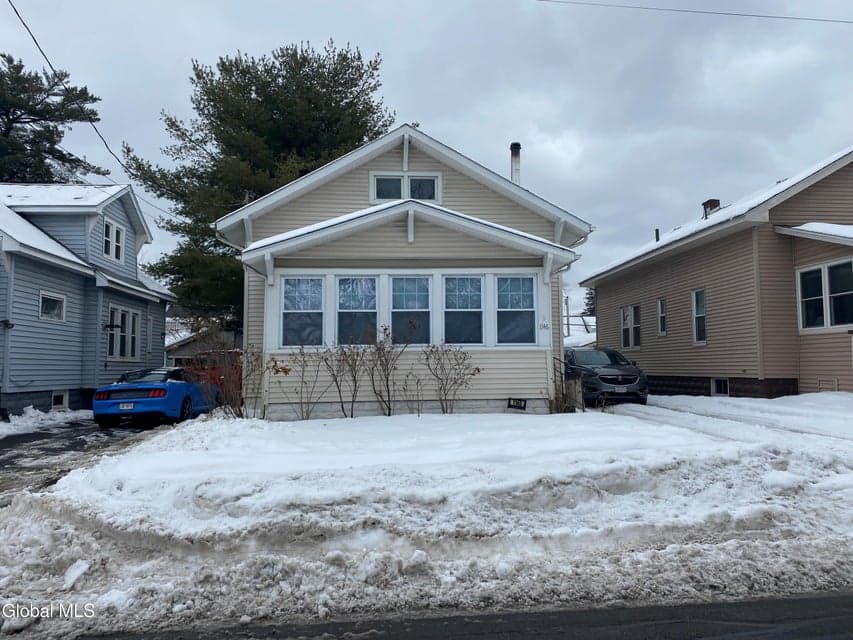1146 Dean Street, photo 1